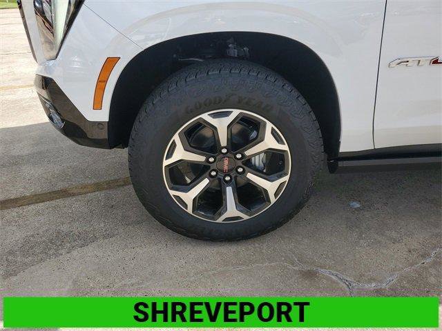 New 2026 GMC Yukon XL AT4 w/ AT4 Premium Package image 4