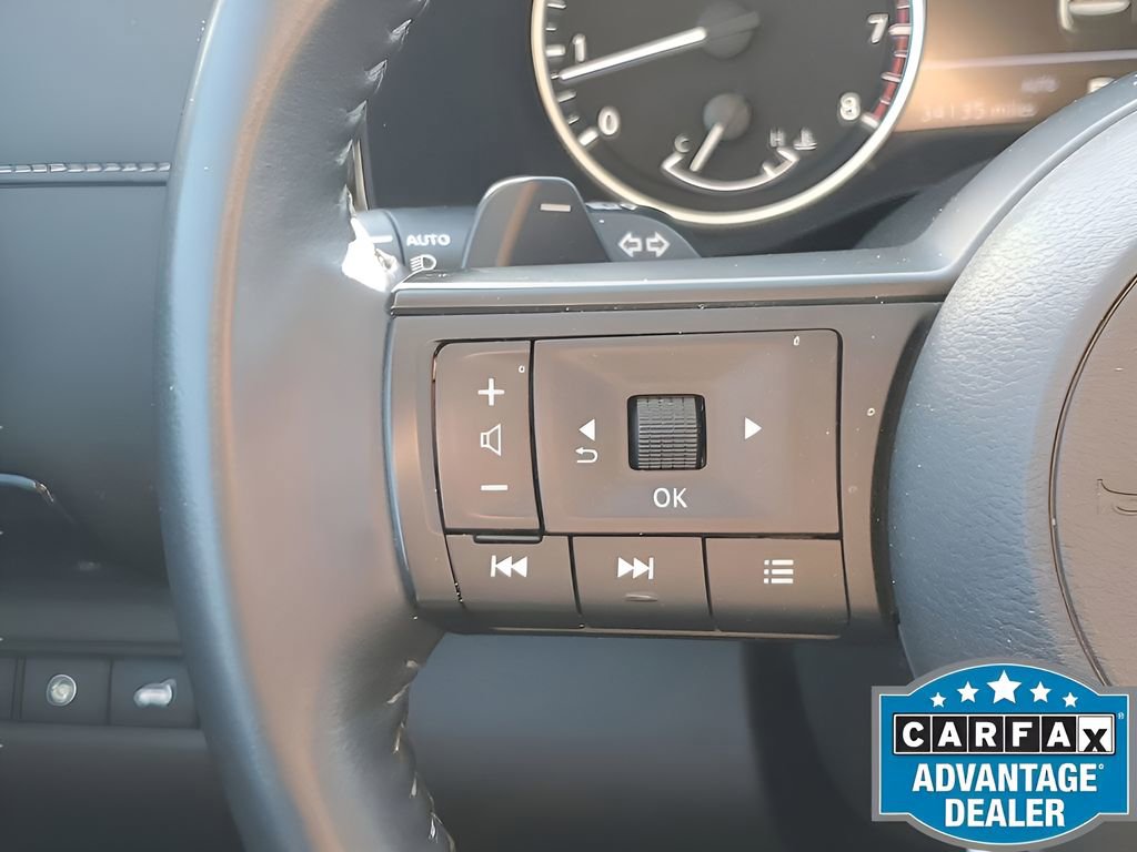 Certified 2025 Nissan Pathfinder SV image 26