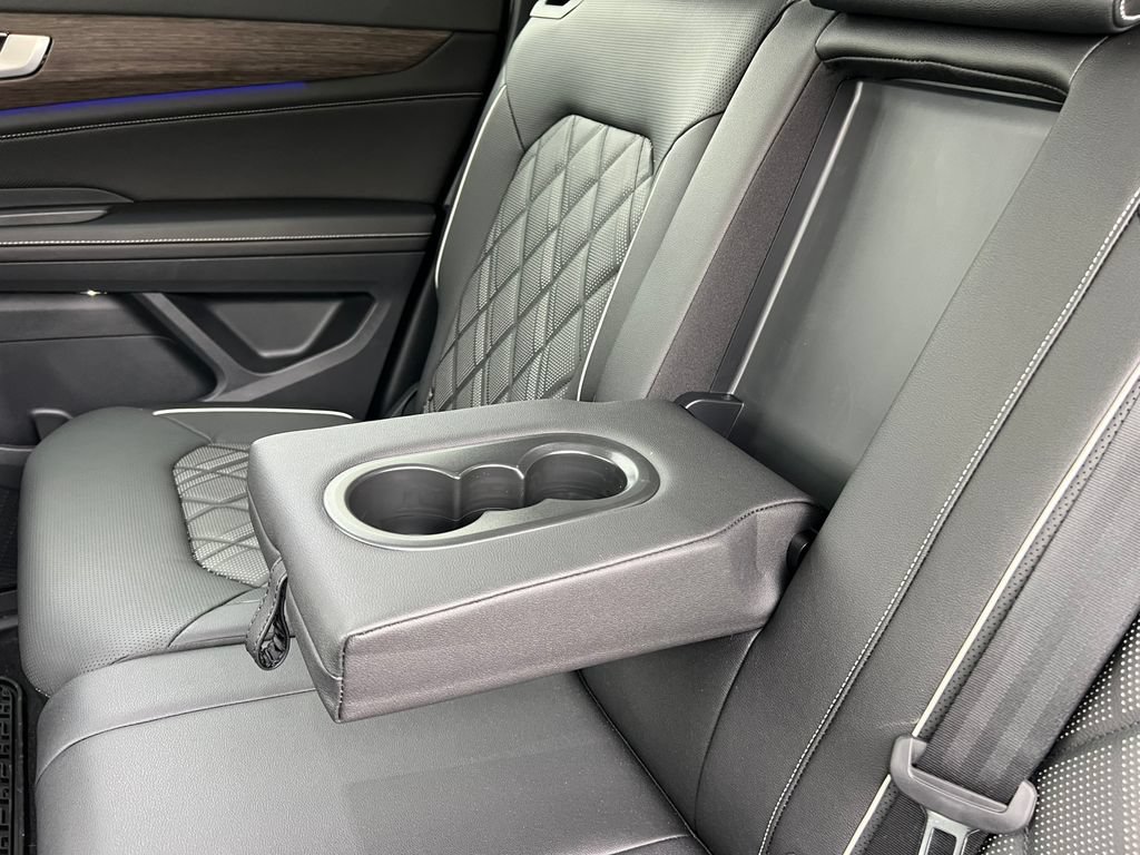 New 2025 Volkswagen Atlas SEL Premium R-Line AWD/4WD image 39