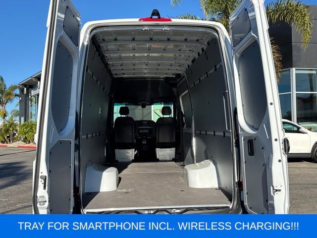 Used 2025 Mercedes-Benz Sprinter 3500 image 9