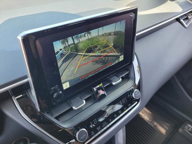 Used 2023 Toyota Corolla Cross XLE w/ Convenience Package AWD/4WD image 16