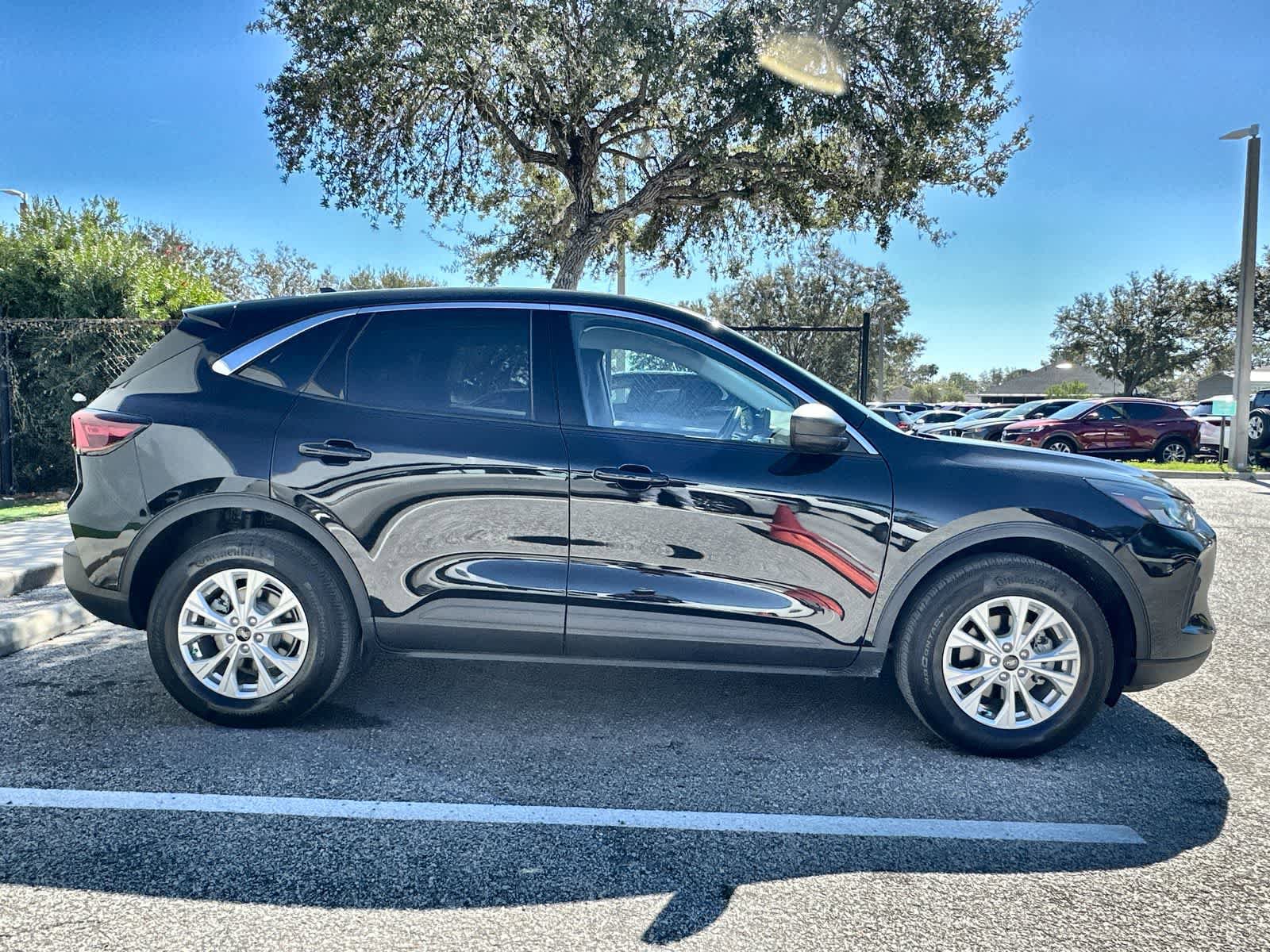 Used 2024 Ford Escape Active image 10