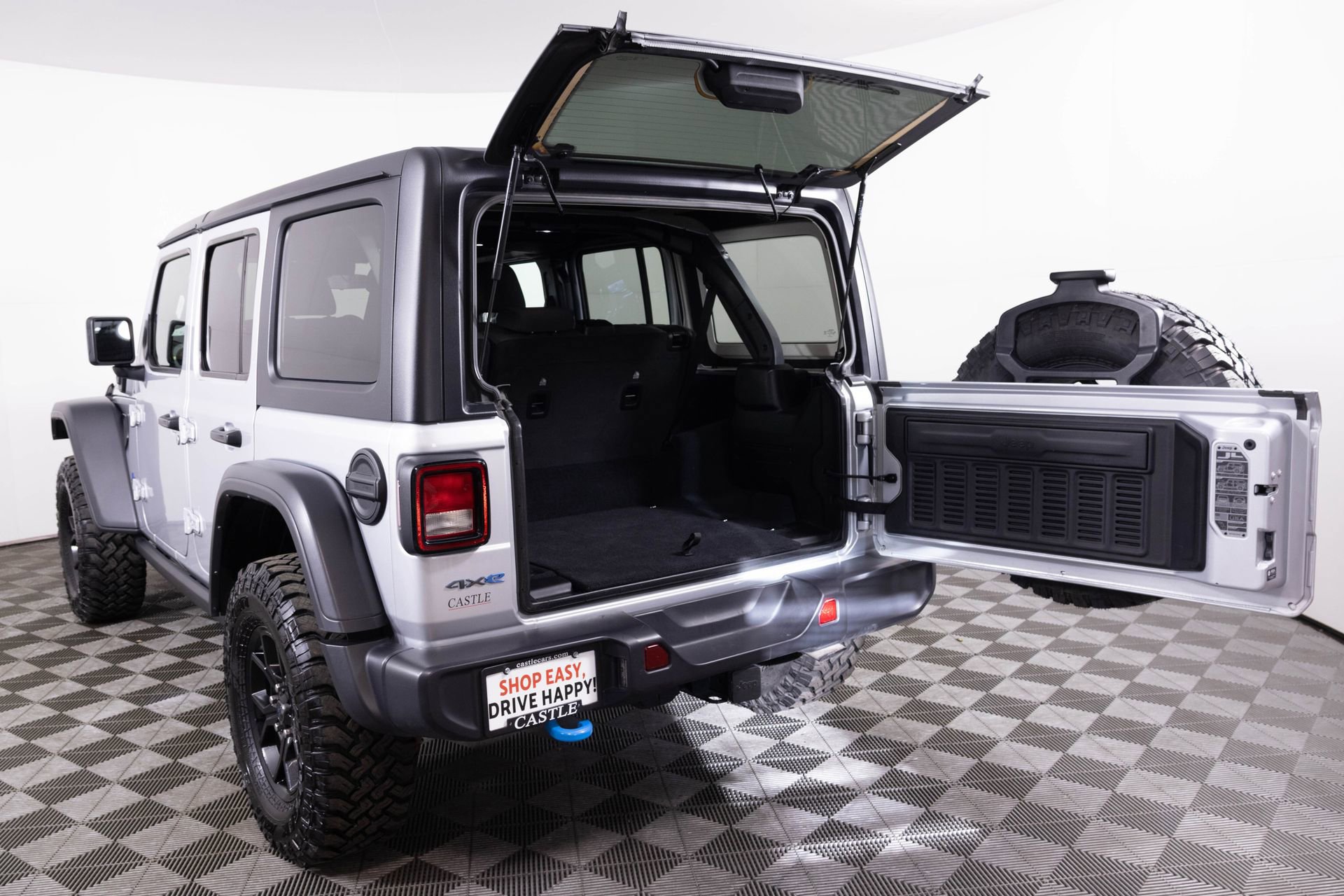 Used 2024 Jeep Wrangler Unlimited image 36