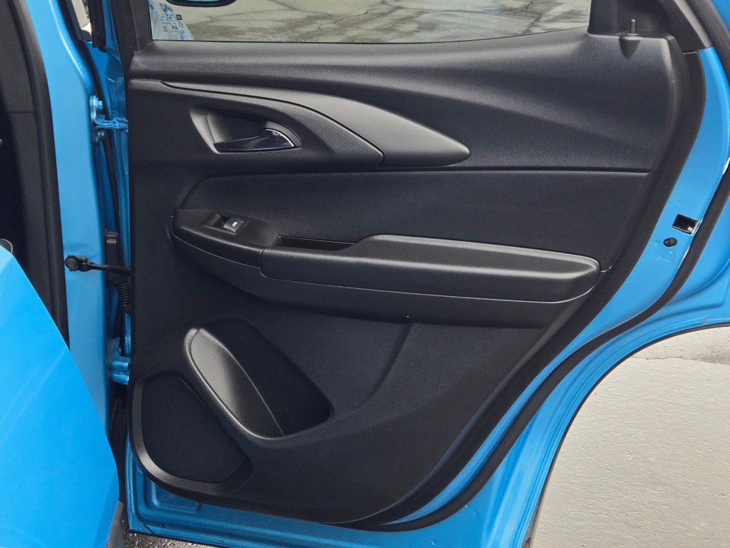 Certified 2025 Chevrolet TrailBlazer LT w/ LT Cold Weather Package image 9