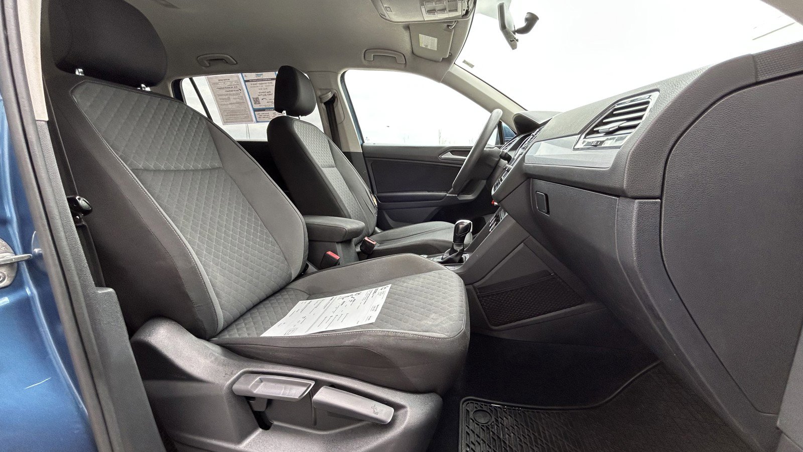 Used 2018 Volkswagen Tiguan S image 19