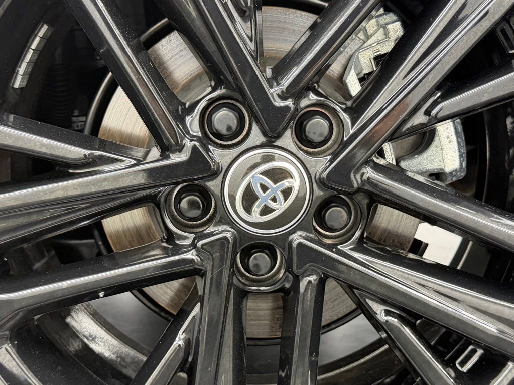 Used 2026 Toyota Camry SE image 15