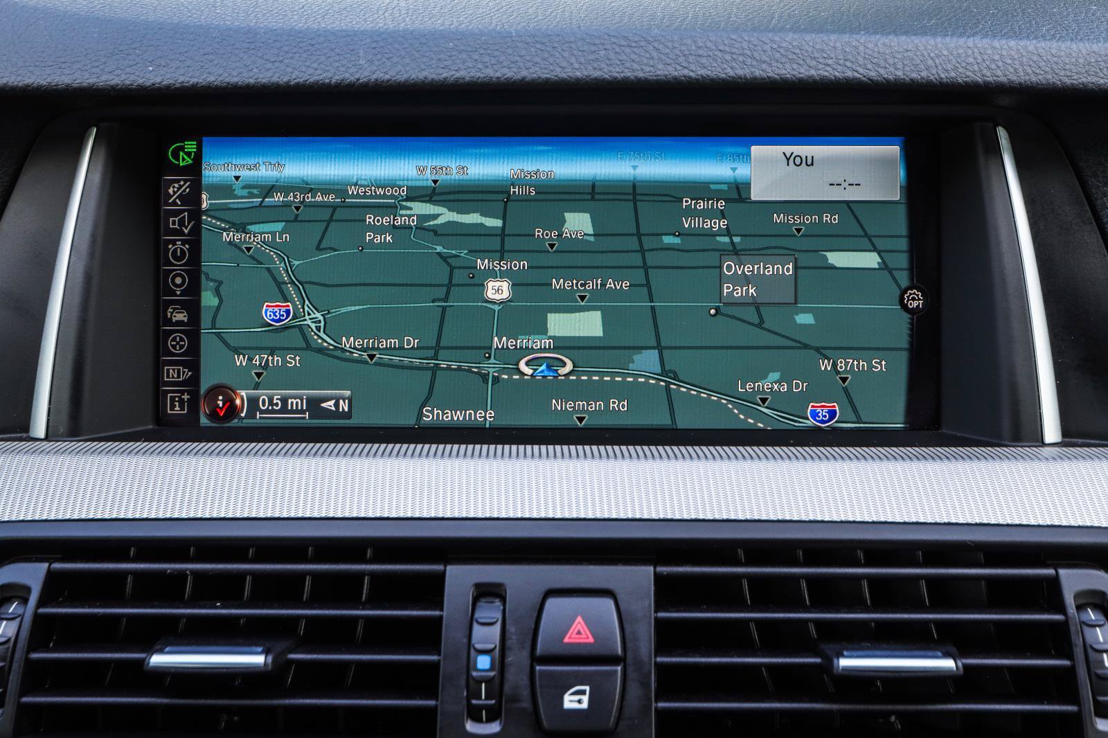 Used 2015 BMW M5 RWD image 8