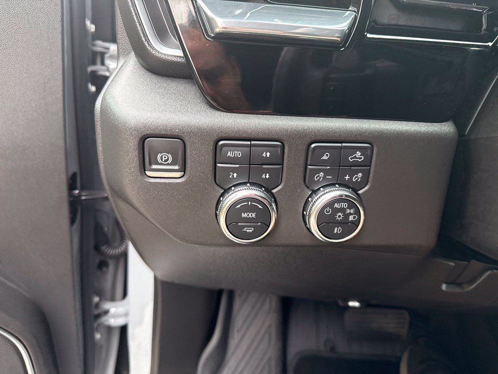 Used 2024 GMC Sierra 1500 Elevation w/ Elevation Premium Package AWD/4WD image 18