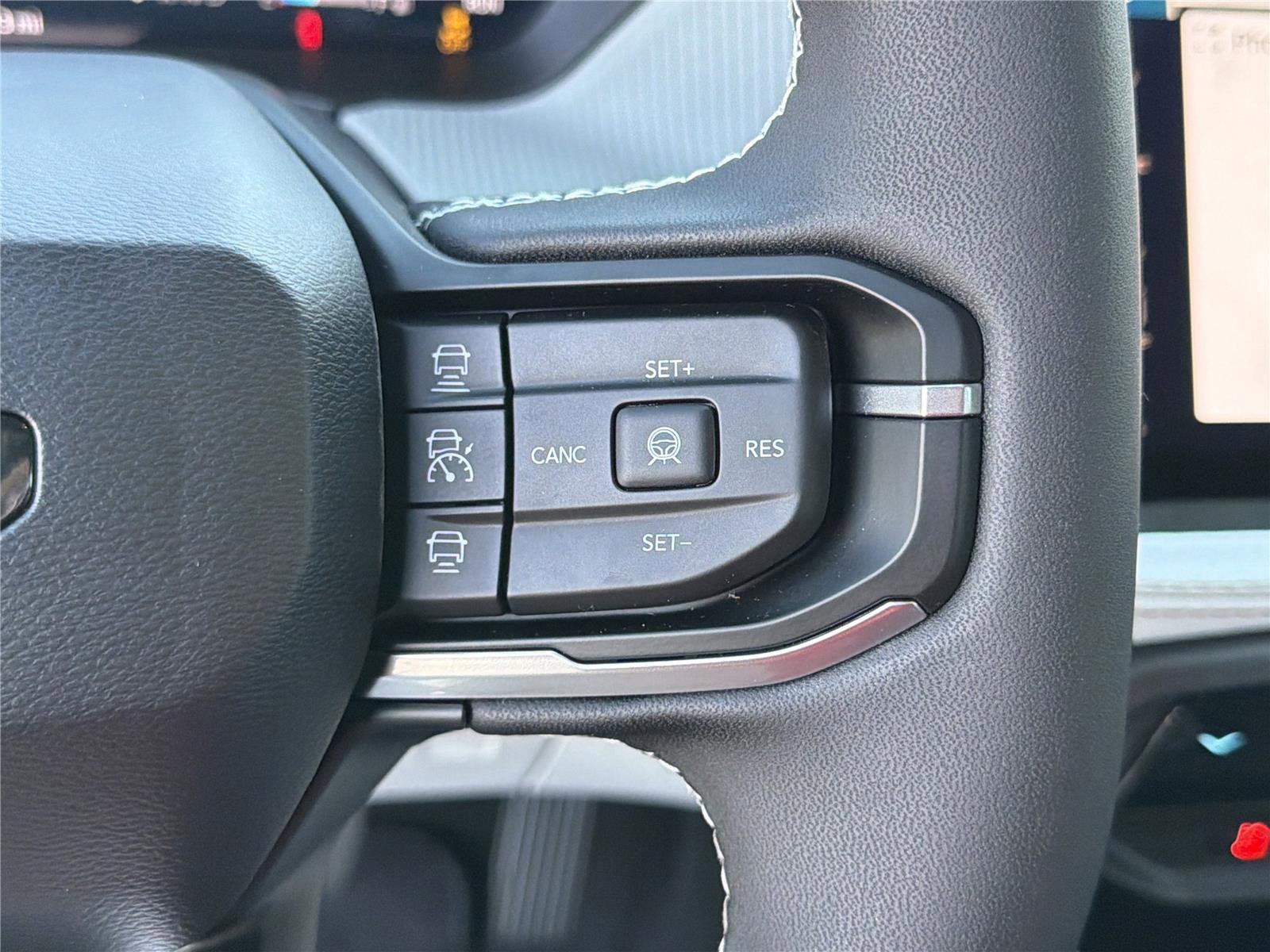 New 2026 Jeep Cherokee Limited image 24