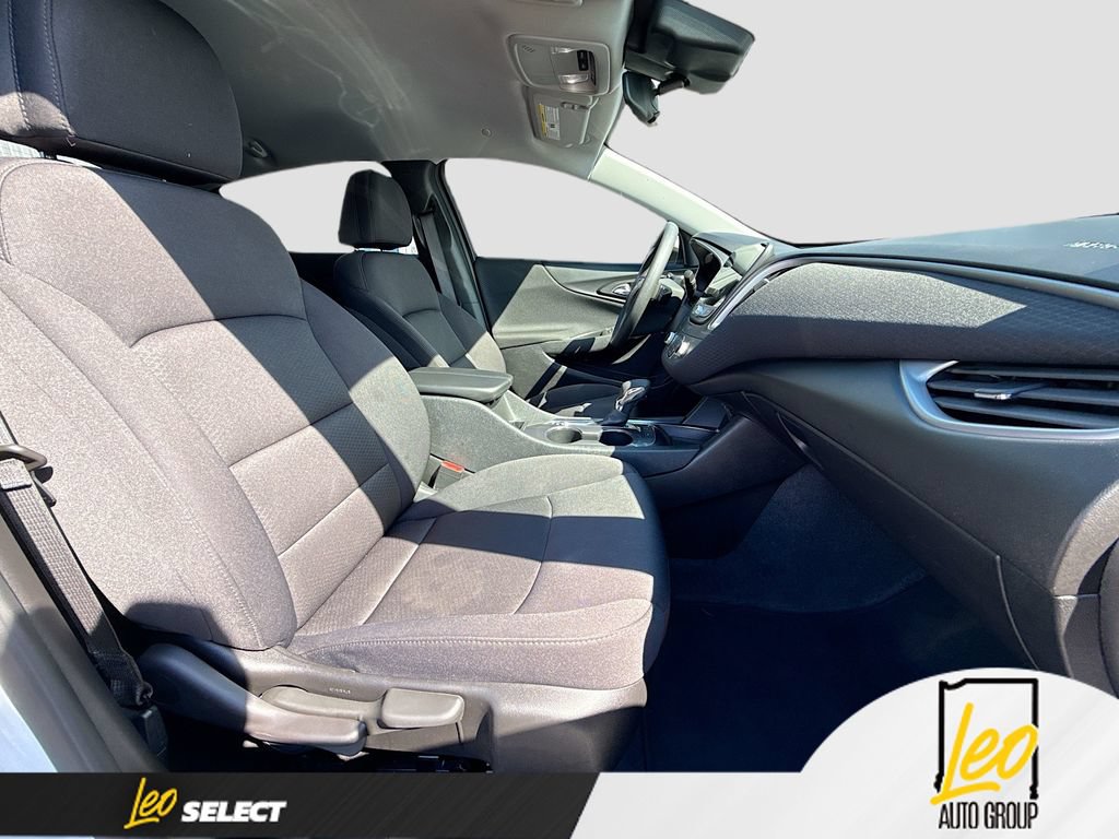 Used 2024 Chevrolet Malibu LT FWD image 28