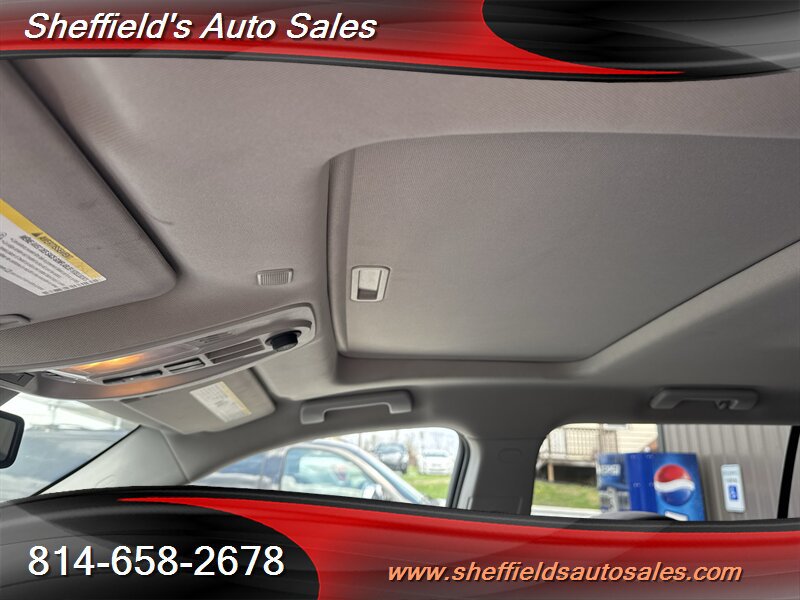 Used 2017 GMC Terrain Denali AWD/4WD image 25