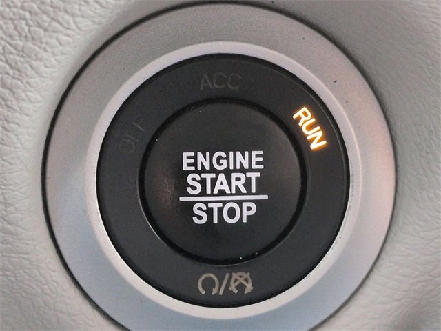 Used 2017 Chrysler Pacifica Touring-L w/ Tire & Wheel Group image 20