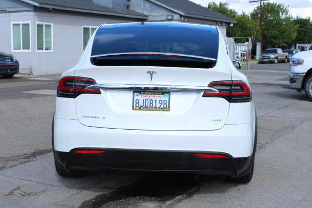 Used 2019 Tesla Model X 75D AWD/4WD image 4