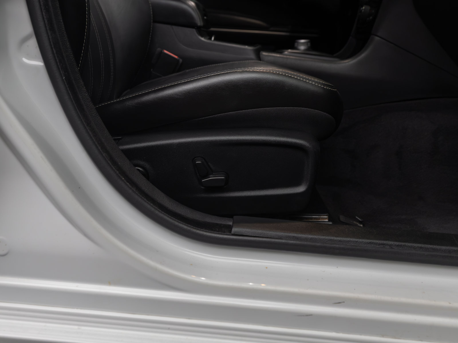 Used 2021 Chrysler 300 S w/ S Model Appearance Package RWD image 58