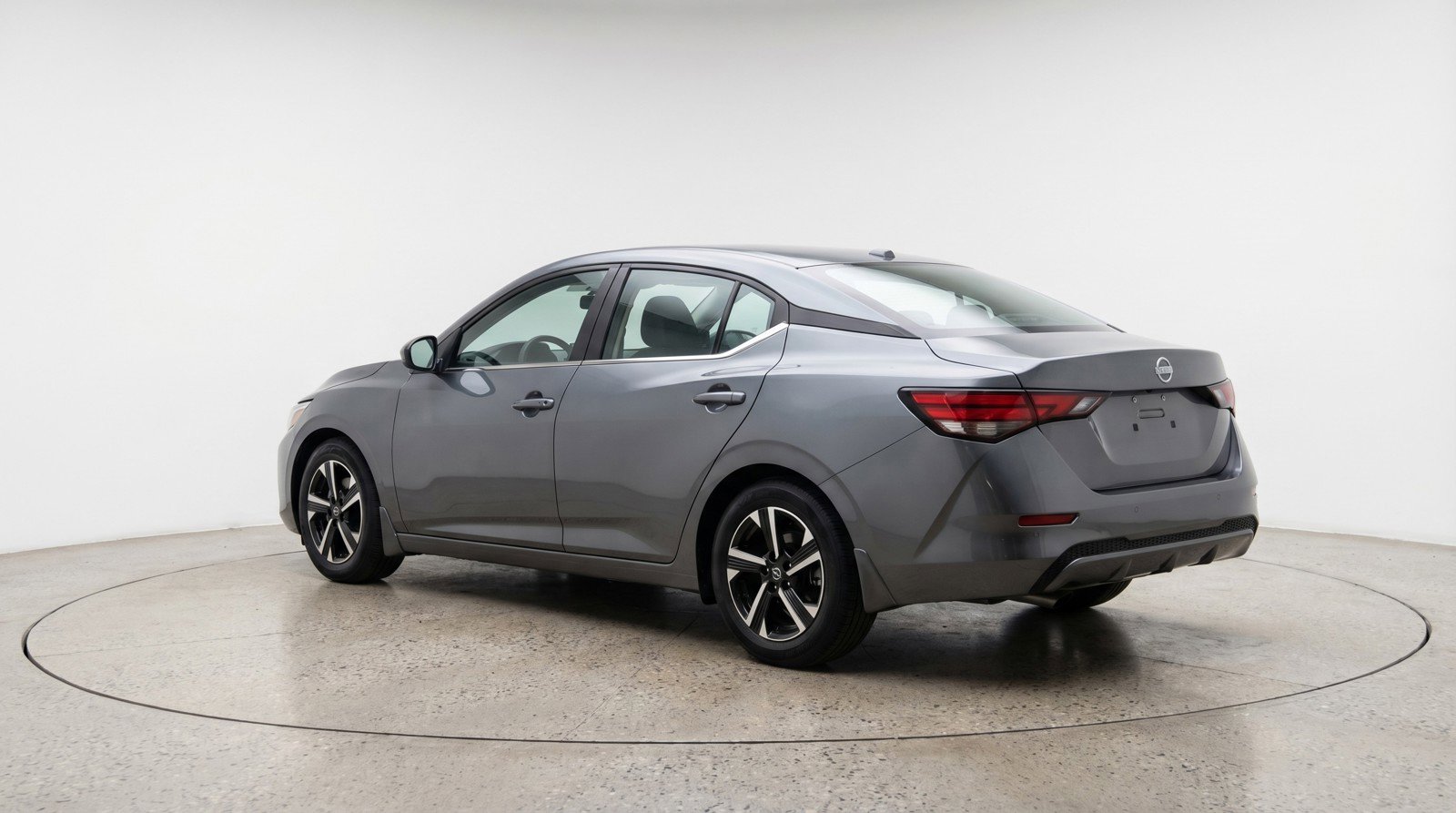 Used 2025 Nissan Sentra SV image 6