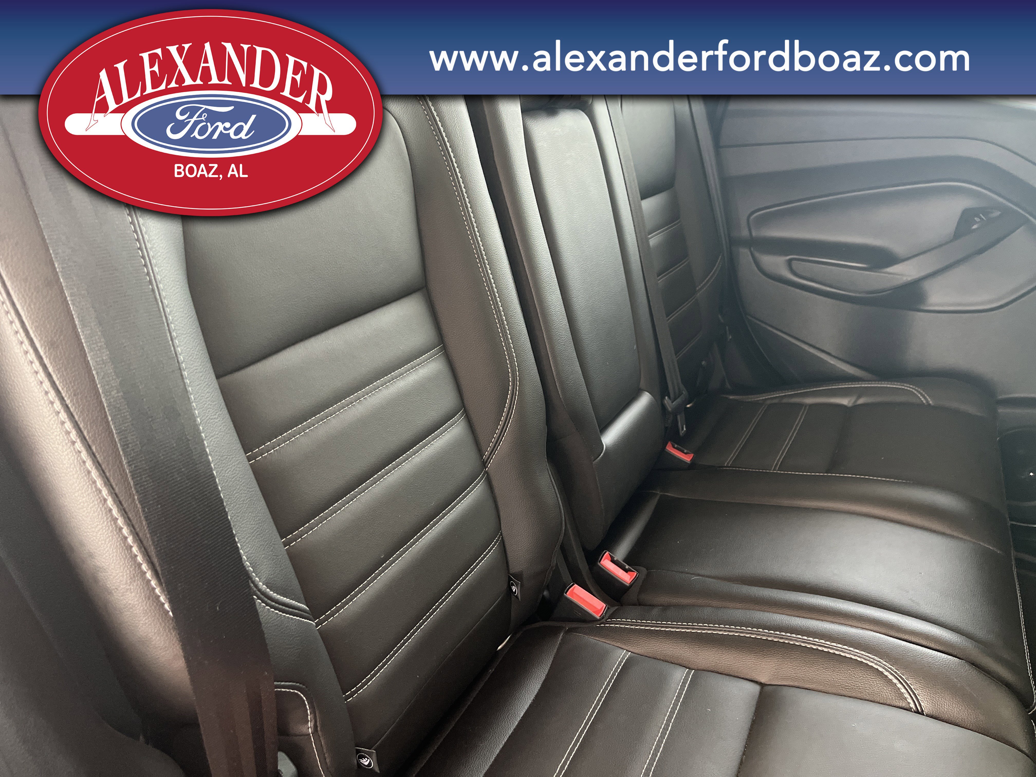 Used 2017 Ford Escape Titanium AWD/4WD image 16