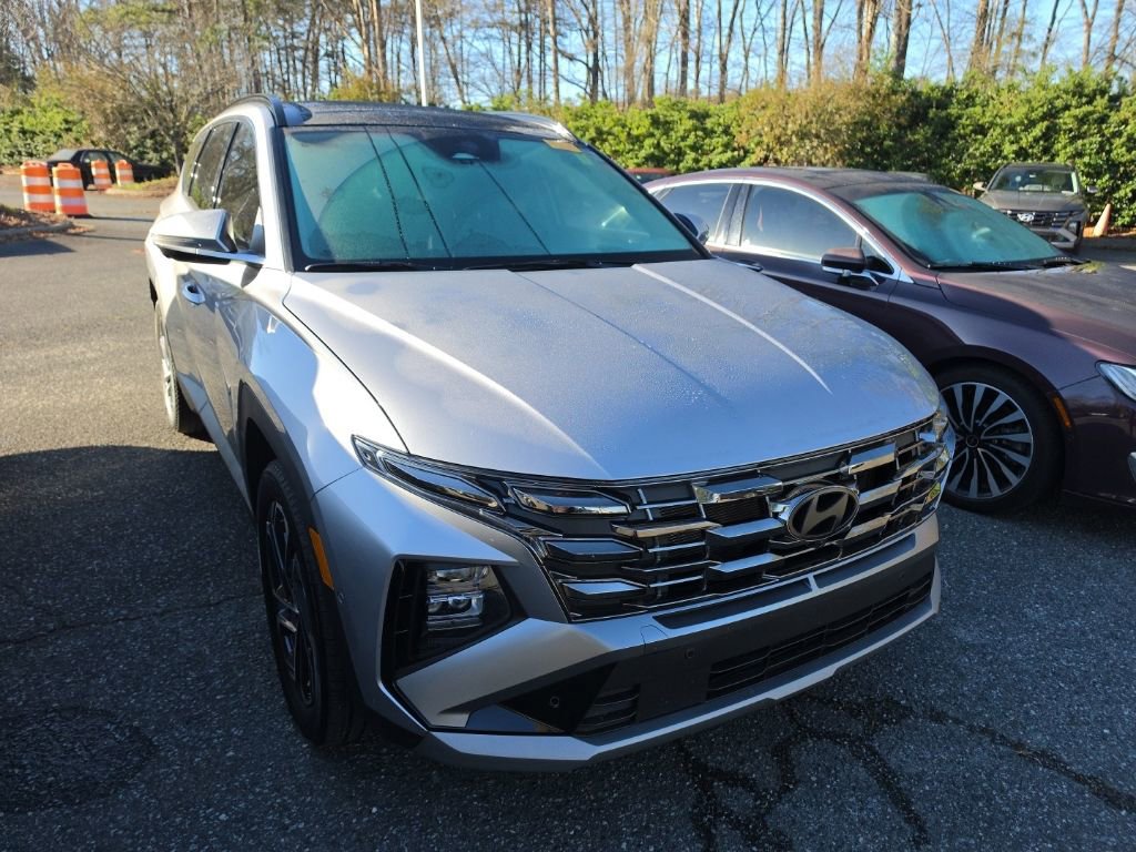 Certified 2025 Hyundai Tucson Limited image 2