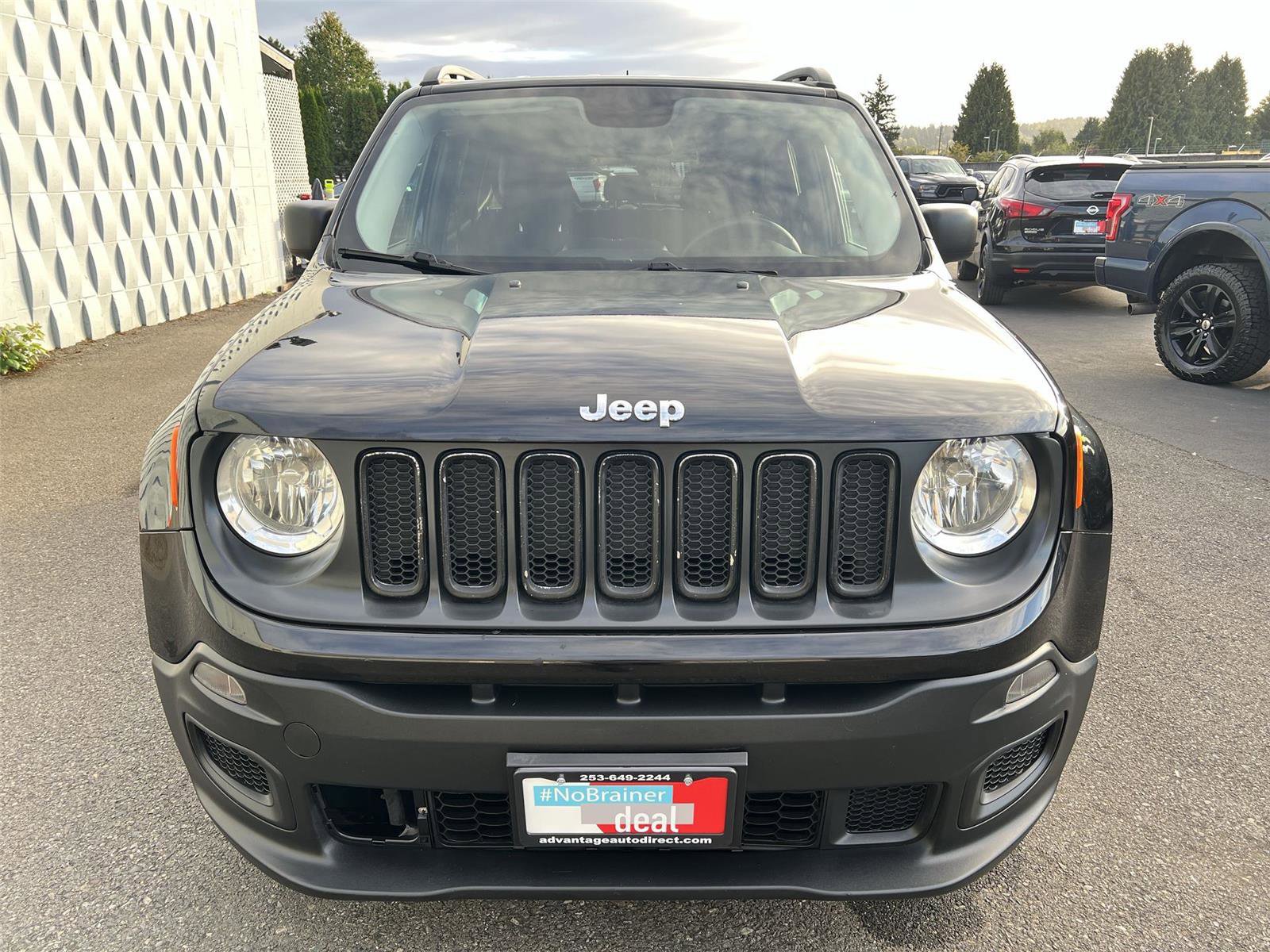 Used 2016 Jeep Renegade Sport w/ Power & Air Group image 3