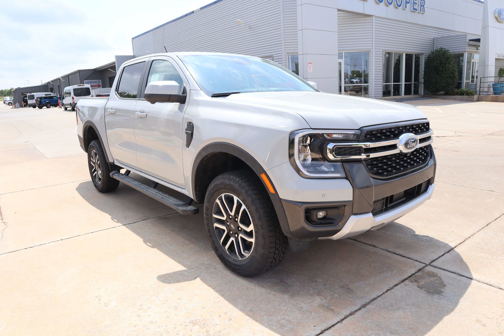 New 2026 Ford Ranger Lariat w/ FX4 Off-Road Package