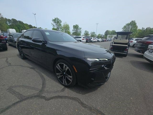 Certified 2025 BMW 750e xDrive image 8