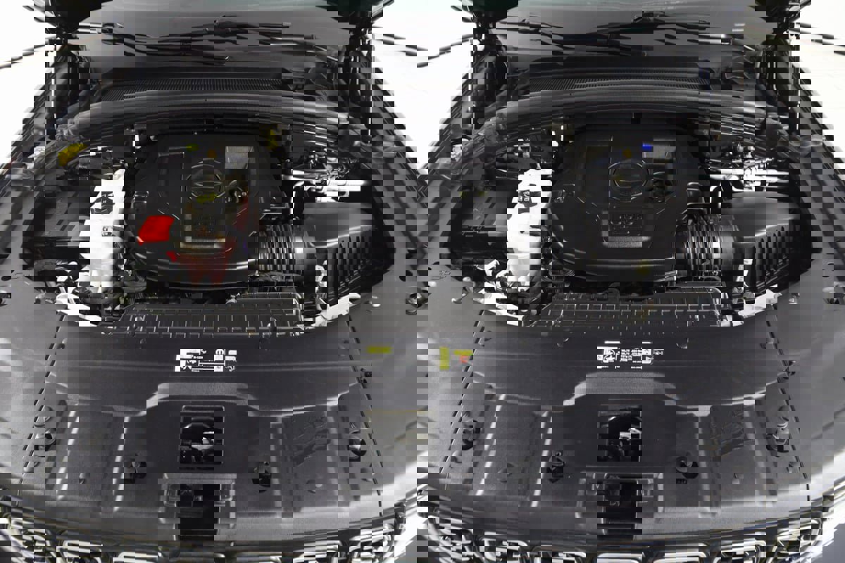 Used 2023 Jeep Grand Cherokee Summit w/ Luxury Tech Group V image 56