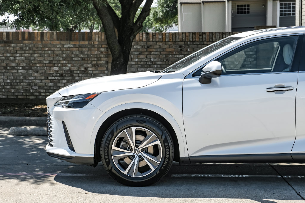 Used 2024 Lexus RX 350 Premium w/ Accessory Package (Z1) AWD/4WD image 24