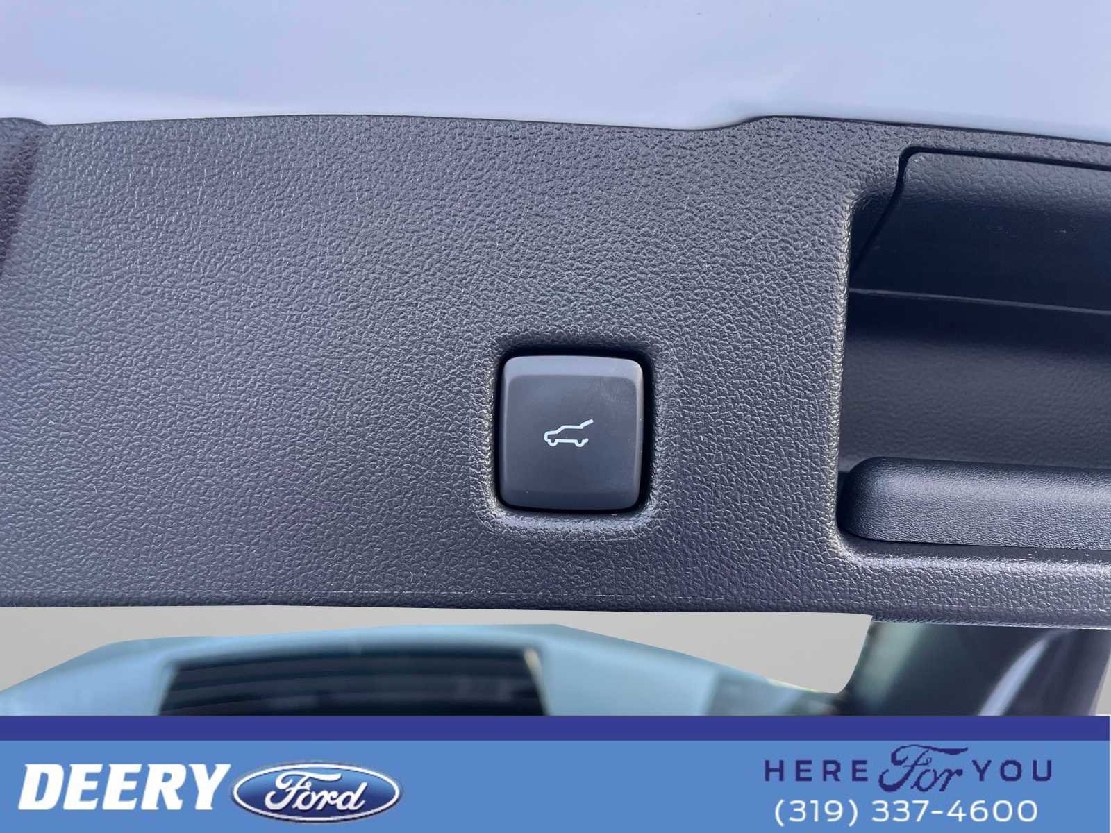 New 2026 Ford Escape ST-Line Select w/ Tech Pack #2 image 8