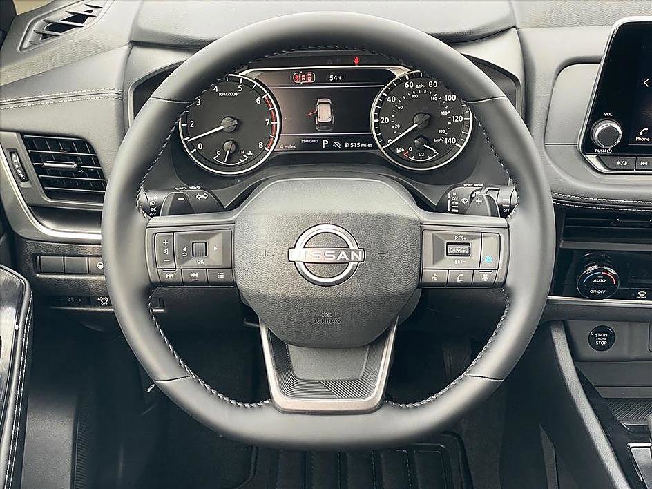 Certified 2026 Nissan Rogue SV FWD image 14