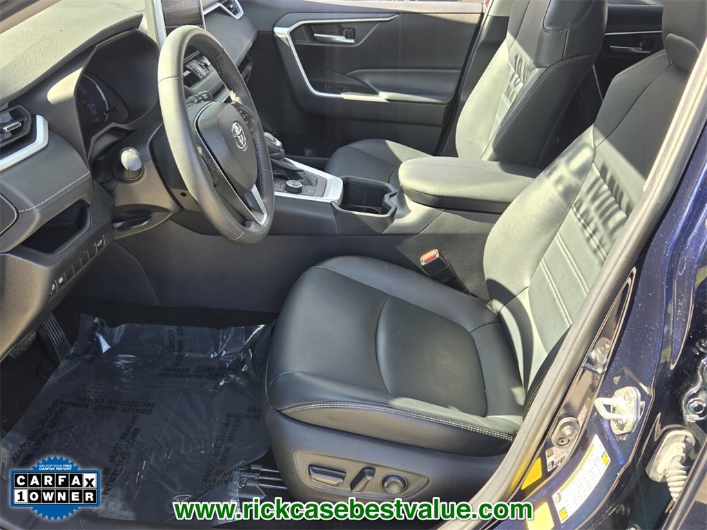 Used 2024 Toyota RAV4 XLE Premium image 11