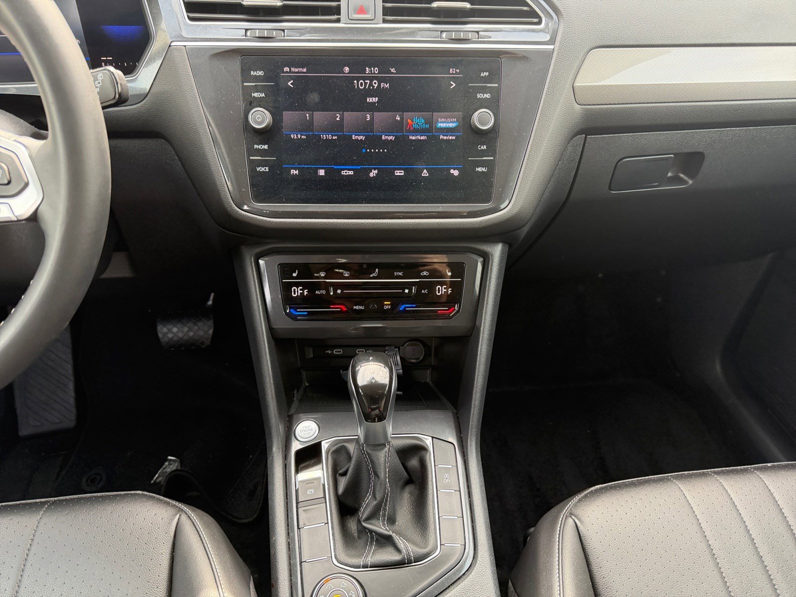 Used 2022 Volkswagen Tiguan SE AWD/4WD image 13