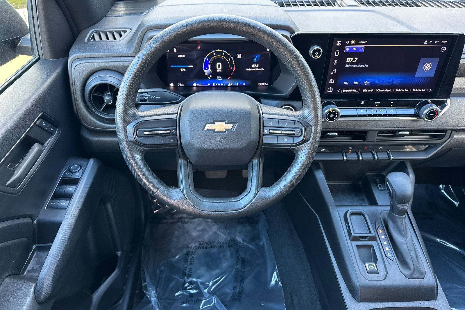 Used 2024 Chevrolet Colorado W/T image 15