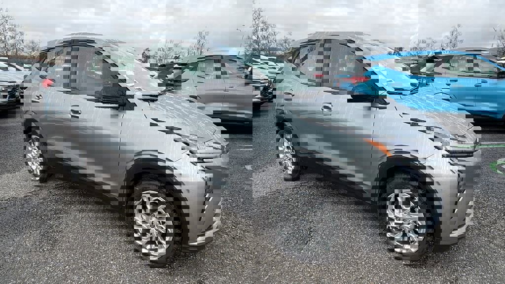 New 2027 Chevrolet Bolt LT w/ Comfort Package image 3