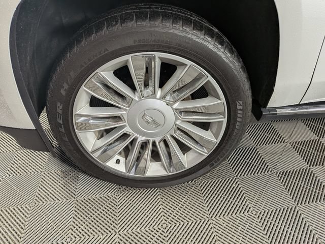 Used 2016 Cadillac Escalade ESV Platinum AWD/4WD image 7