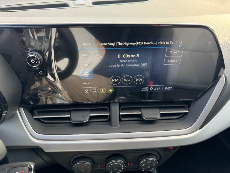 New 2026 Chevrolet Trax RS w/ Driver Confidence Package FWD image 38