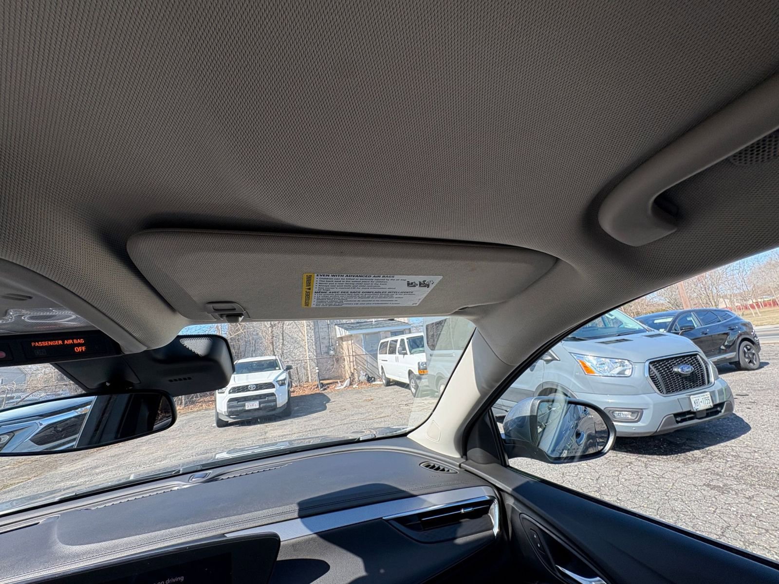 Used 2025 Buick Encore GX Preferred image 33