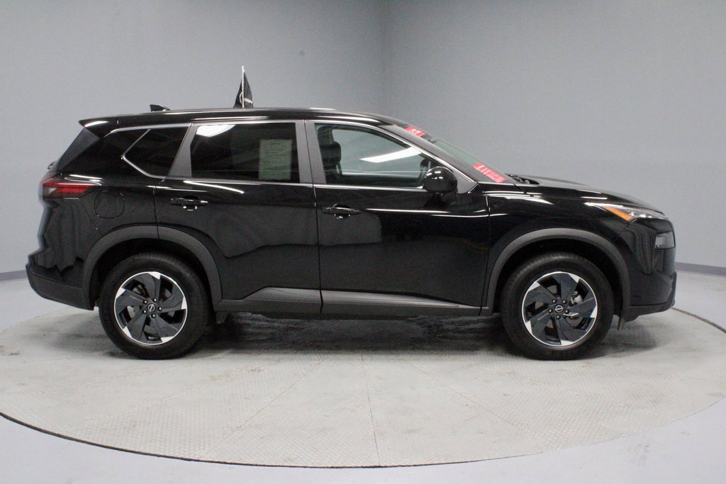 Certified 2024 Nissan Rogue SV image 7