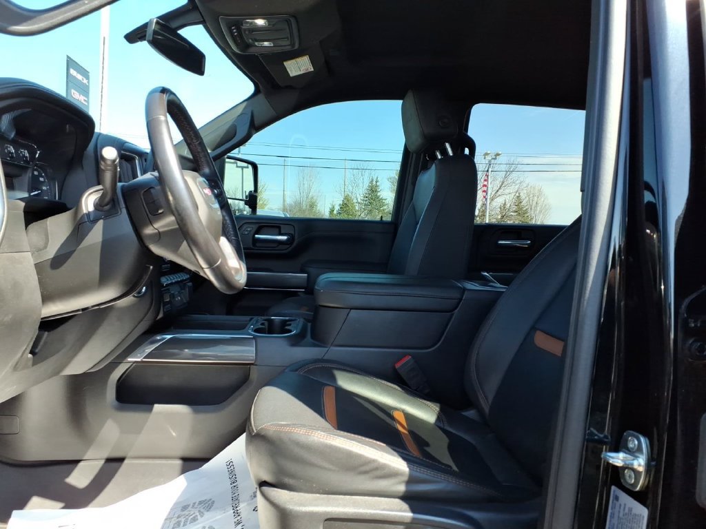 Used 2023 GMC Sierra 2500 AT4 w/ Gooseneck/5TH Wheel Package AWD/4WD image 13