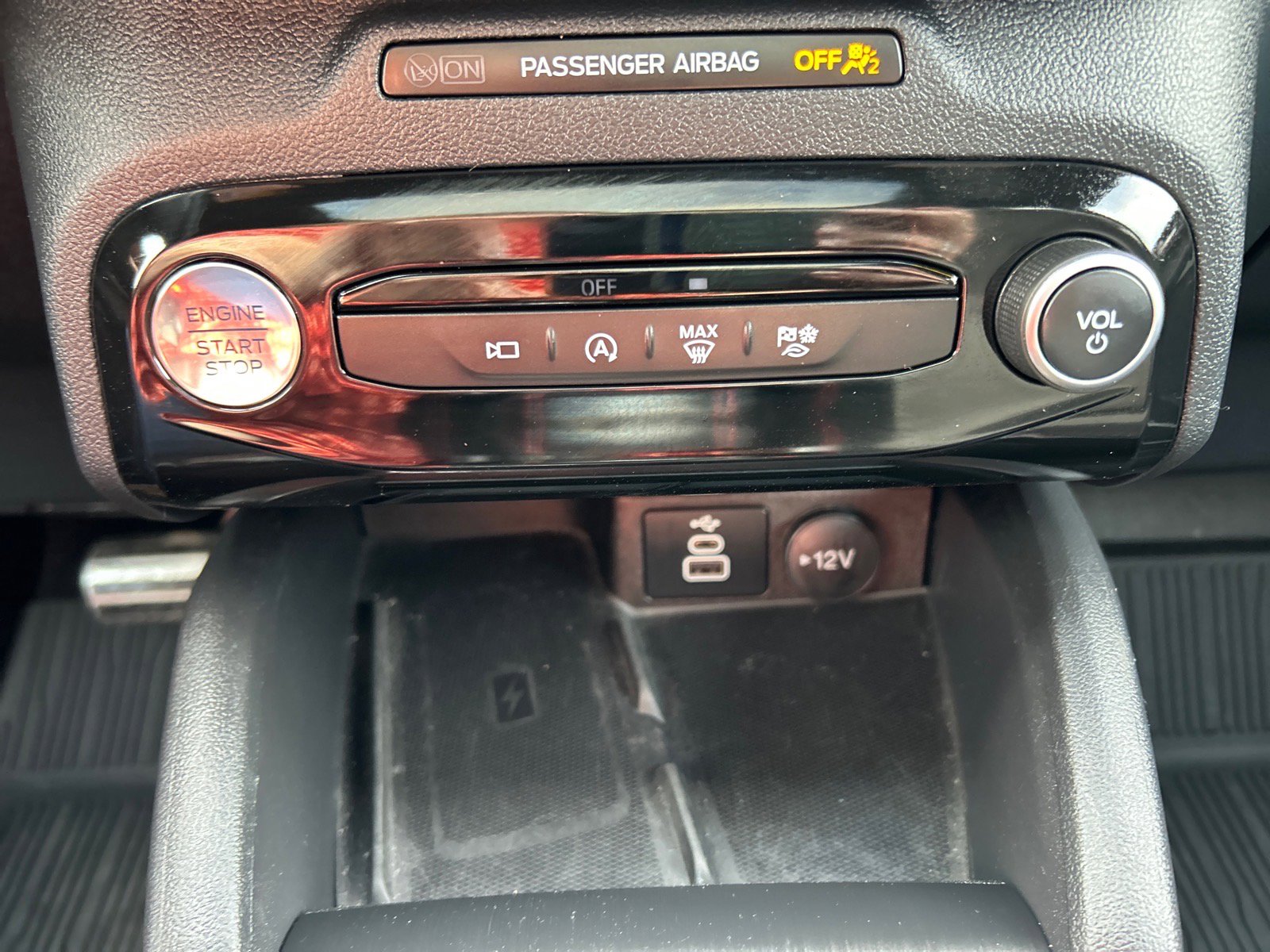 Certified 2024 Ford Escape ST-Line Select w/ Tech Pack #2 AWD/4WD image 31