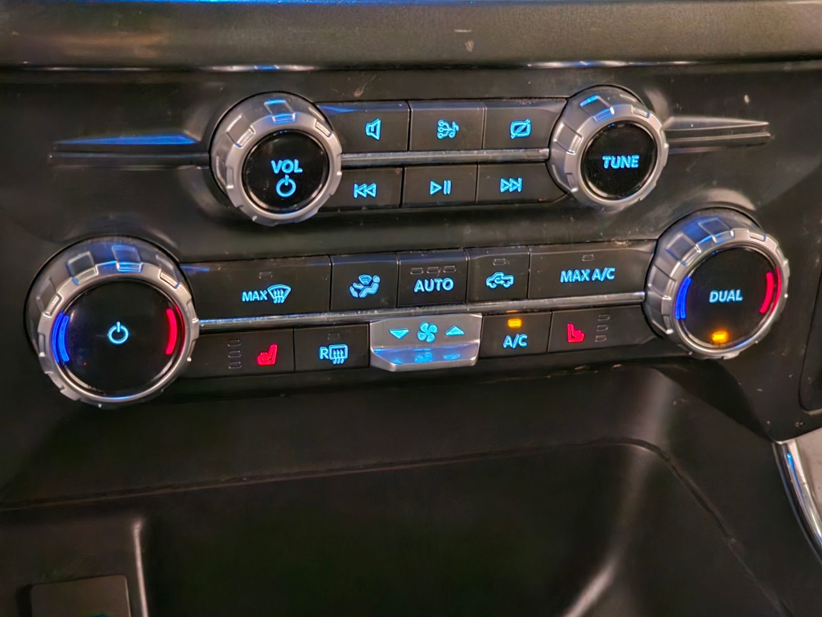 Used 2022 Ford F150 XLT w/ Equipment Group 302A High AWD/4WD image 21