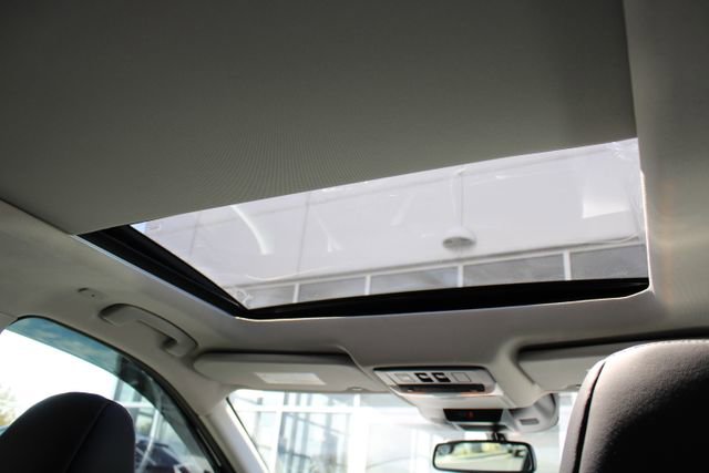 Used 2024 Nissan Rogue SL w/ SL Premium Package AWD/4WD image 29