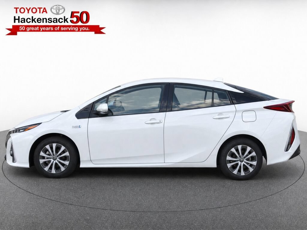 Used 2022 Toyota Prius Prime Limited FWD image 6