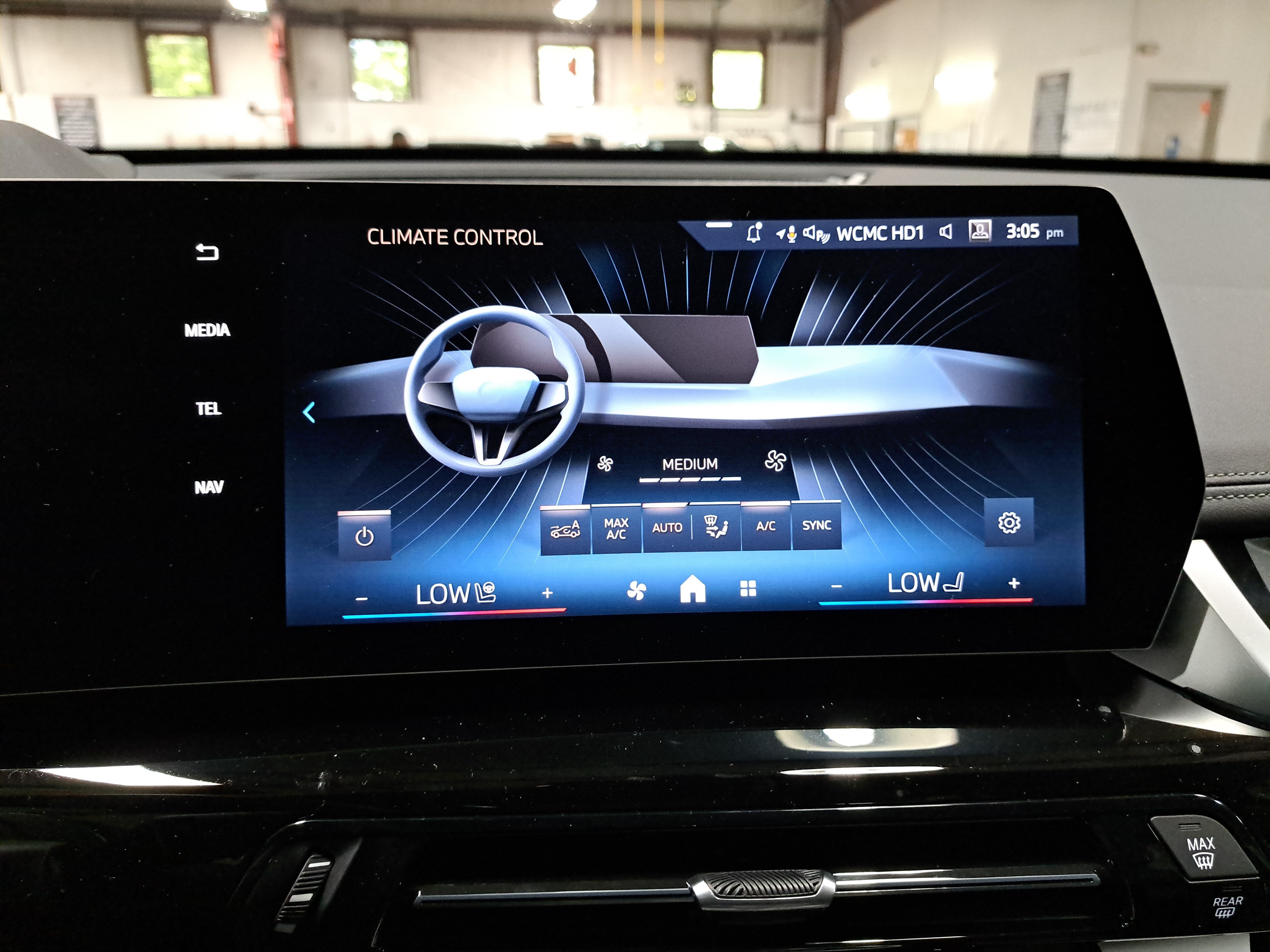 New 2026 BMW X1 xDrive28i w/ Technology Package AWD/4WD image 21