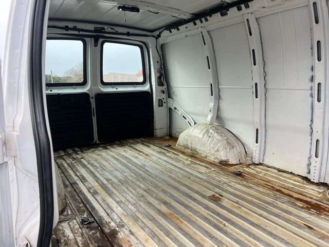 Used 2021 Chevrolet Express 2500 Extended image 18