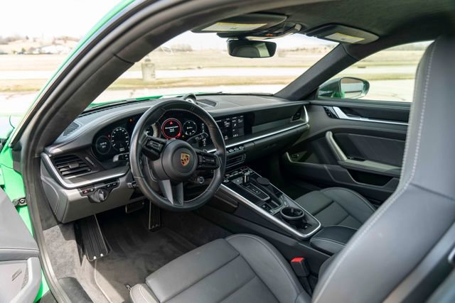 Used 2021 Porsche 911 Turbo S image 36