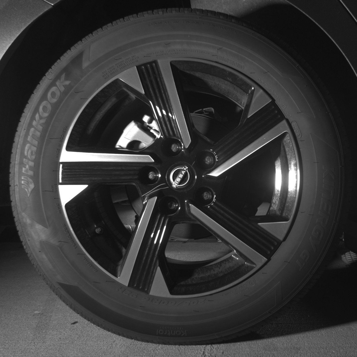 Used 2025 Nissan Sentra SV image 15