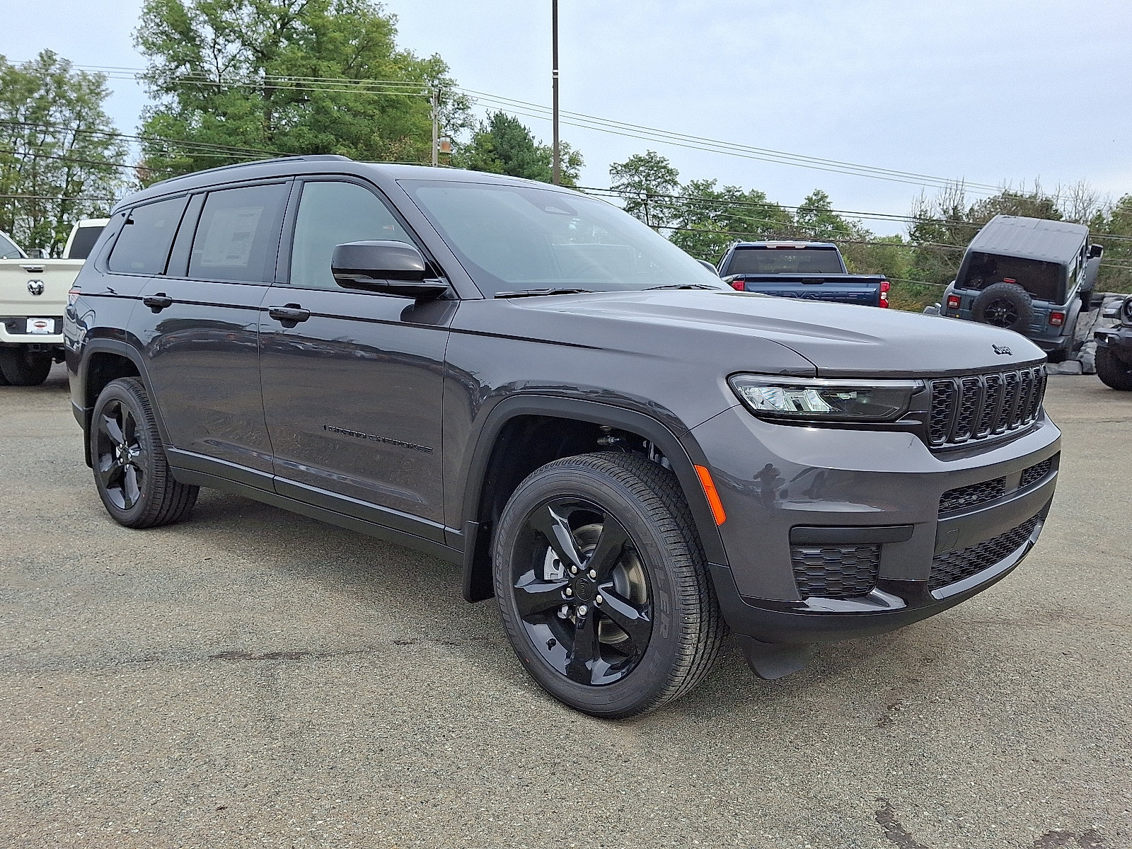 New 2025 Jeep Grand Cherokee L Altitude