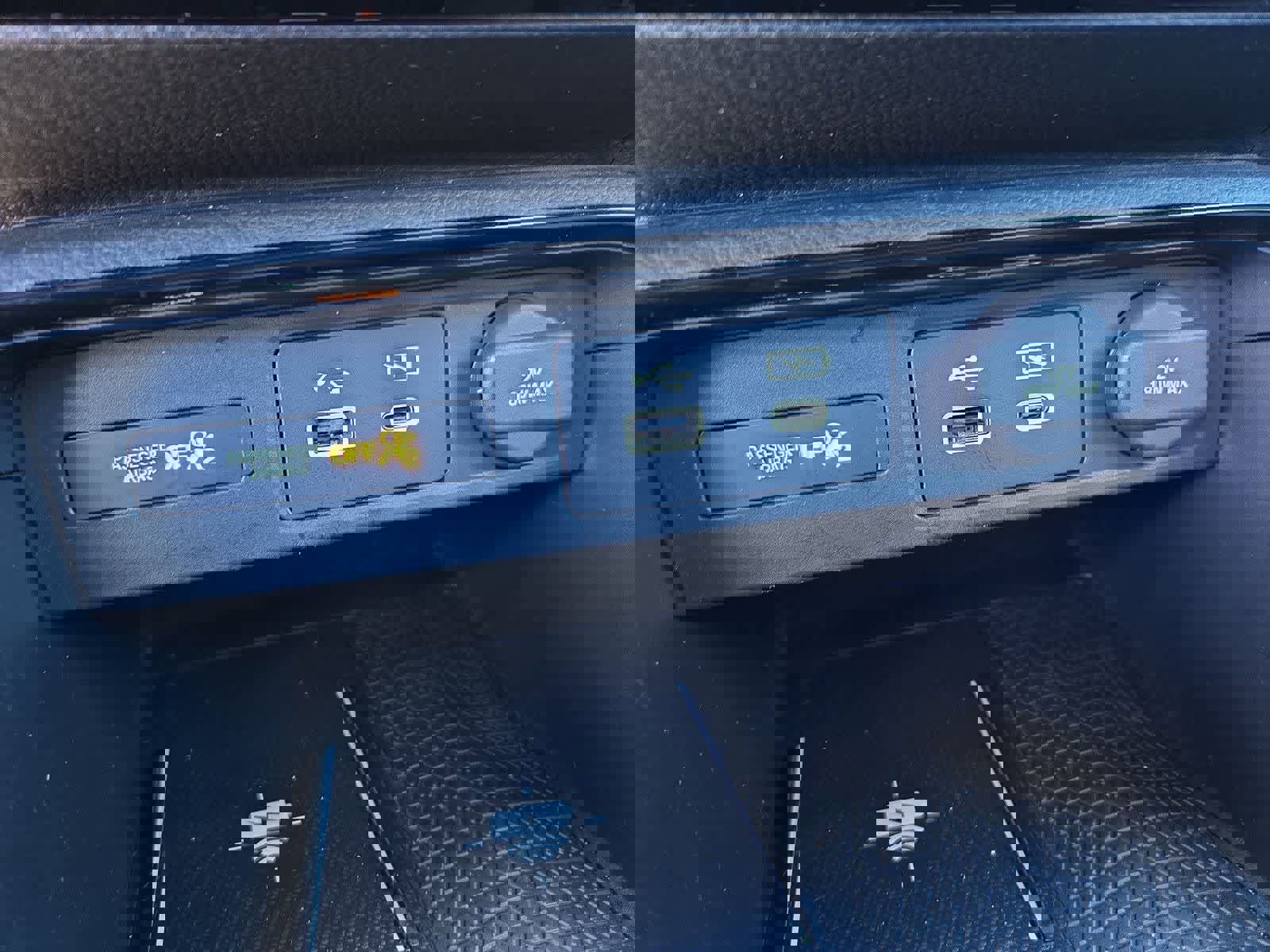 Used 2023 Honda CR-V Sport Touring image 30