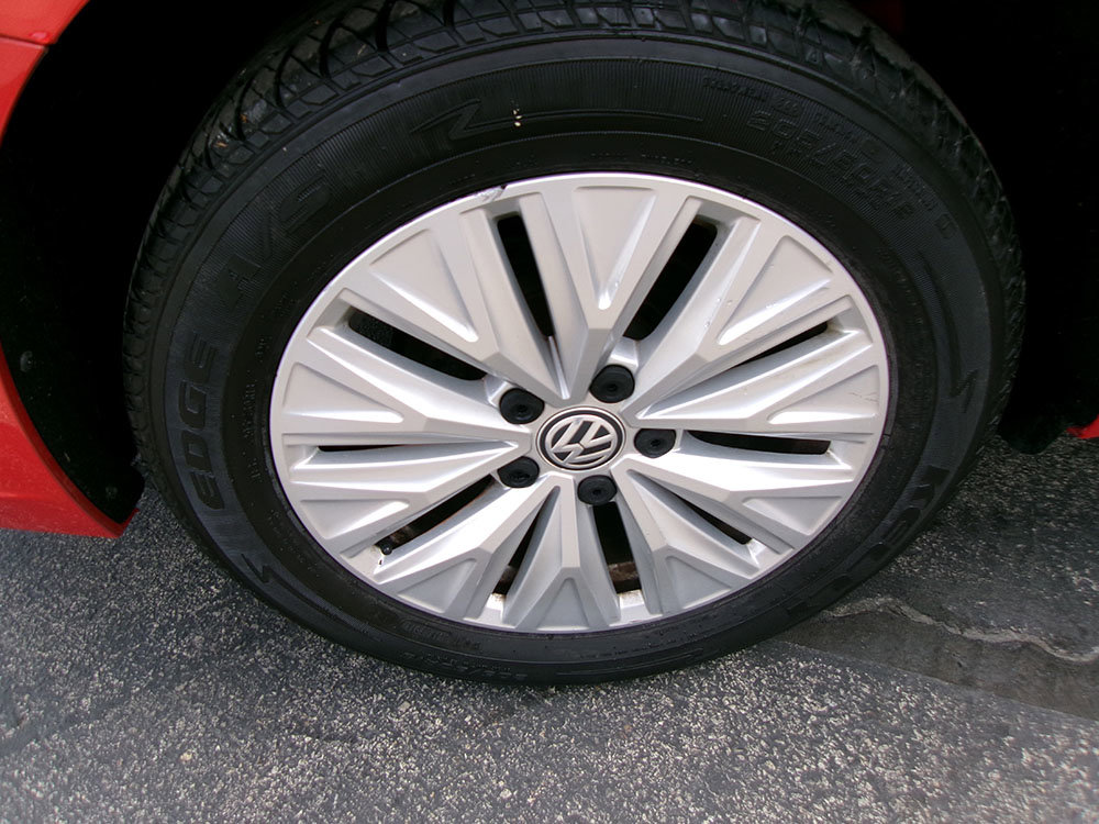 Used 2019 Volkswagen Jetta S w/ Driver Assistance Package image 7