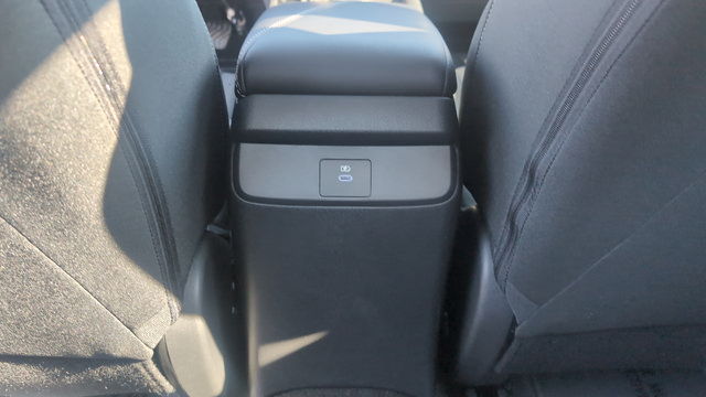 Used 2026 Nissan Sentra SV w/ SV Convenience Package FWD image 23
