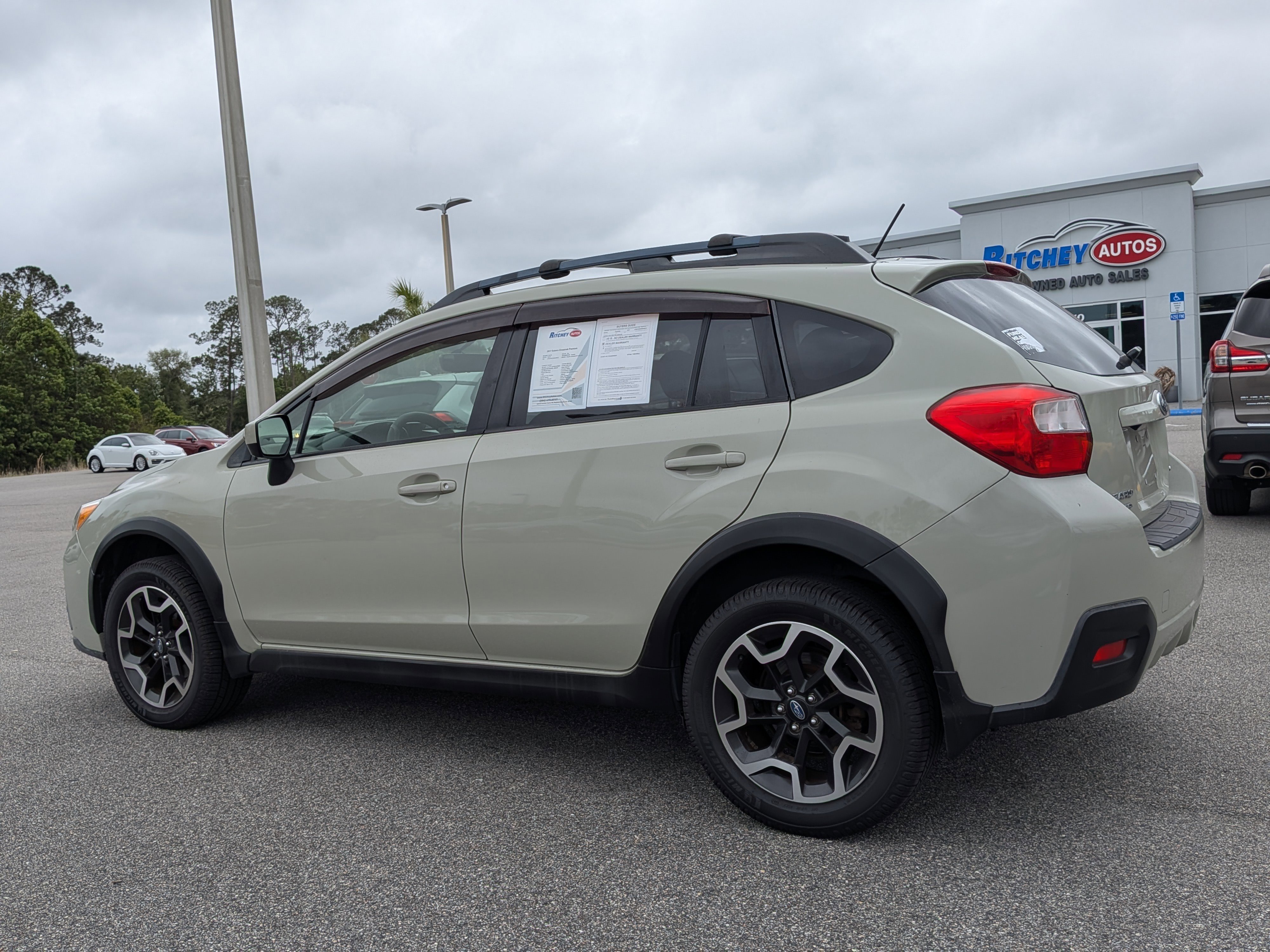 Used 2017 Subaru Crosstrek 2.0i Premium image 5